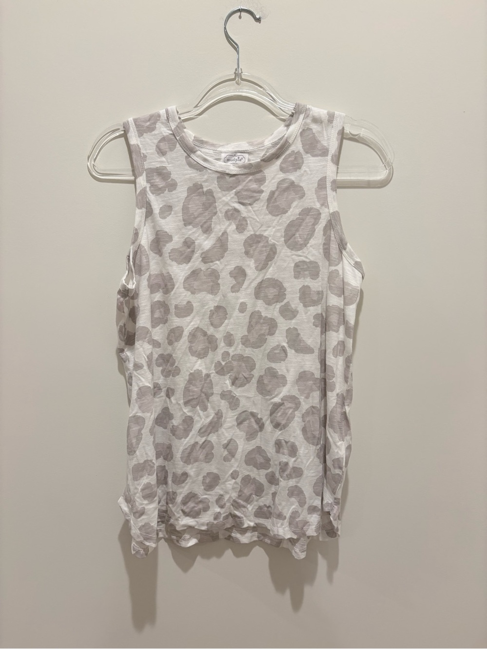 Mud Pie White Tank Top with Light Gray Leopard Print